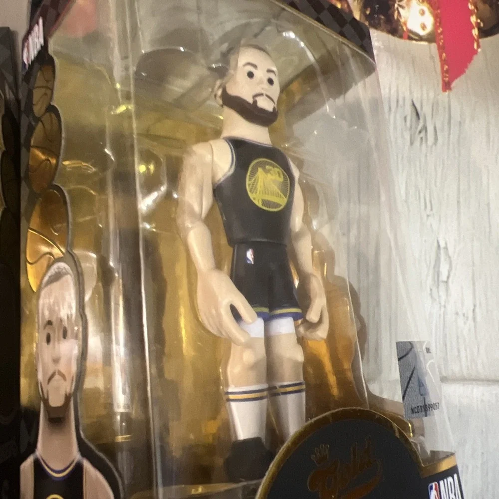 New Funko Pop! Gold NBA Lebron James - Chase Edition,  Stephen Curry 5
